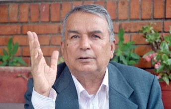 ओली संसद् अवरोध गरेर देशलाई अस्थिरतातर्फ धकेल्ने दुष्प्रयास गर्दैछन् : पाैडेल 